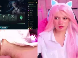 Lila uwu's Live Sex Cam Show