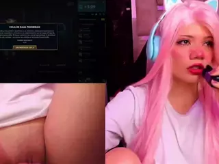 Lila uwu's Live Sex Cam Show