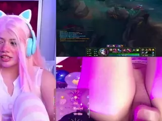 Lila uwu's Live Sex Cam Show