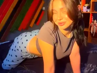 OdetteGateley's Live Sex Cam Show
