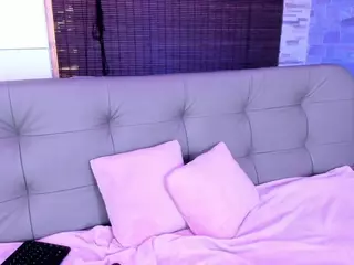 candyy-bella's Live Sex Cam Show