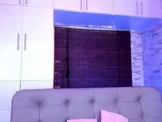 candyy-bella's Live Sex Cam Show