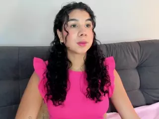 candyy-bella's Live Sex Cam Show