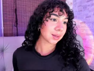 candyy-bella's Live Sex Cam Show