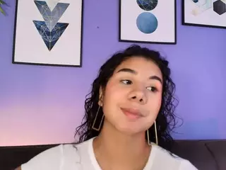 candyy-bella's Live Sex Cam Show
