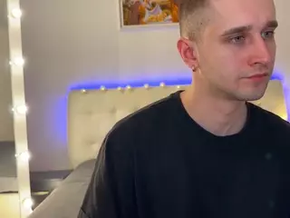 EliseAndFrank's Live Sex Cam Show