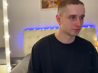 EliseAndFrank's Live Sex Cam Show