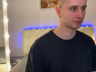 EliseAndFrank's Live Sex Cam Show
