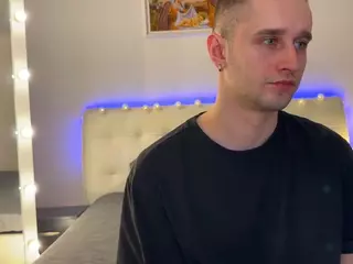 EliseAndFrank's Live Sex Cam Show