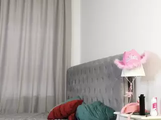 GarynBluett's Live Sex Cam Show