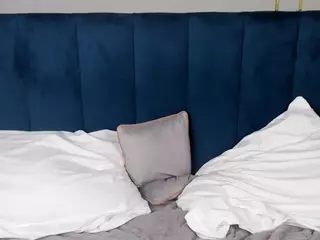 GwenBrittle's Live Sex Cam Show