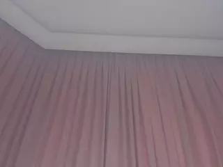 GwenBrittle's Live Sex Cam Show
