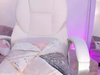 Miranda-ker's Live Sex Cam Show
