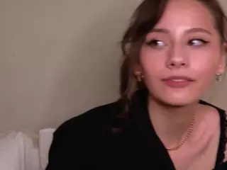 MoireHarbold's Live Sex Cam Show