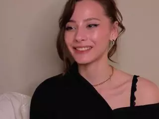 MoireHarbold's Live Sex Cam Show