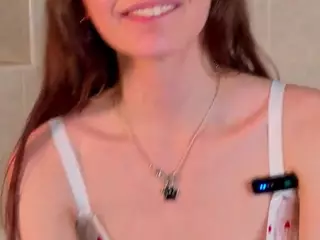 MoireHarbold's Live Sex Cam Show