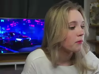 QuennaEngelby's Live Sex Cam Show