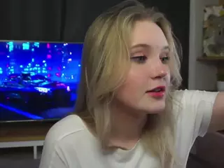 QuennaEngelby's Live Sex Cam Show