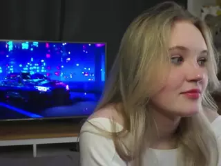 QuennaEngelby's Live Sex Cam Show