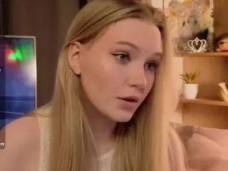 QuennaEngelby's Live Sex Cam Show