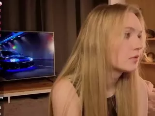 QuennaEngelby's Live Sex Cam Show
