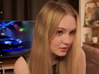 QuennaEngelby's Live Sex Cam Show