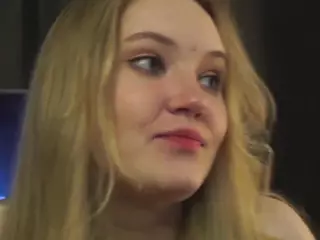 QuennaEngelby's Live Sex Cam Show