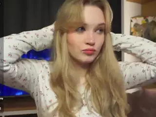 QuennaEngelby's Live Sex Cam Show