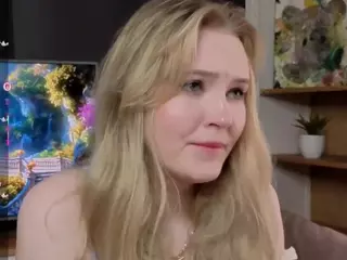 QuennaEngelby's Live Sex Cam Show