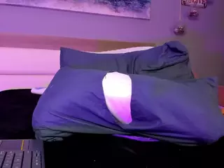 Y8urF8ck1ngQueen's Live Sex Cam Show