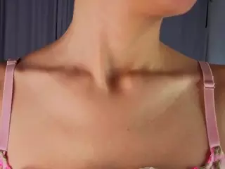 MildredAmond's Live Sex Cam Show