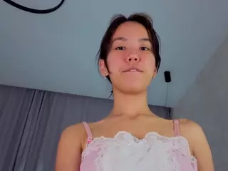 MildredAmond's Live Sex Cam Show