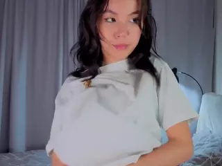 MildredAmond's Live Sex Cam Show