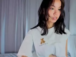MildredAmond's Live Sex Cam Show