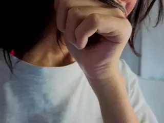 MildredAmond's Live Sex Cam Show