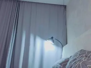 MildredAmond's Live Sex Cam Show