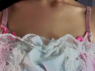 MildredAmond's Live Sex Cam Show