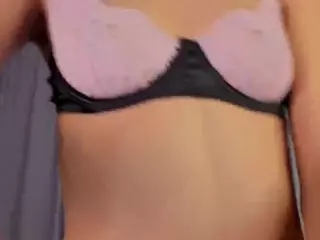 MildredAmond's Live Sex Cam Show