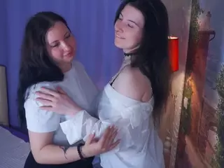 Meriell's Live Sex Cam Show
