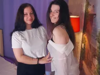 Meriell's Live Sex Cam Show
