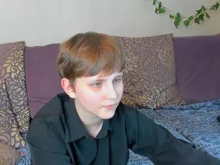 Raven-Radiant's Live Sex Cam Show