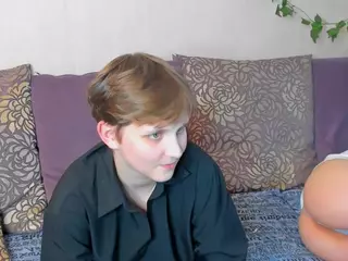 Raven-Radiant's Live Sex Cam Show