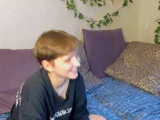 Raven-Radiant's Live Sex Cam Show