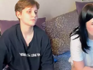 Raven-Radiant's Live Sex Cam Show