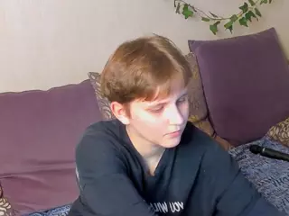 Raven-Radiant's Live Sex Cam Show