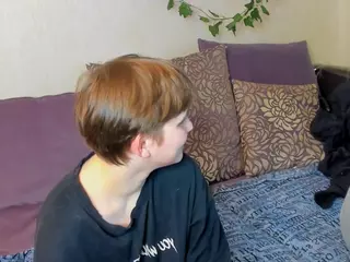 Raven-Radiant's Live Sex Cam Show