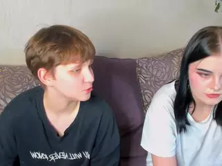 Raven-Radiant's Live Sex Cam Show