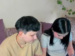Raven-Radiant's Live Sex Cam Show