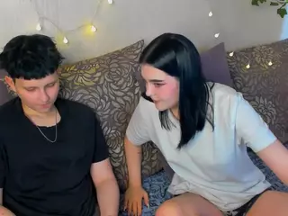 Raven-Radiant's Live Sex Cam Show
