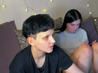 Raven-Radiant's Live Sex Cam Show